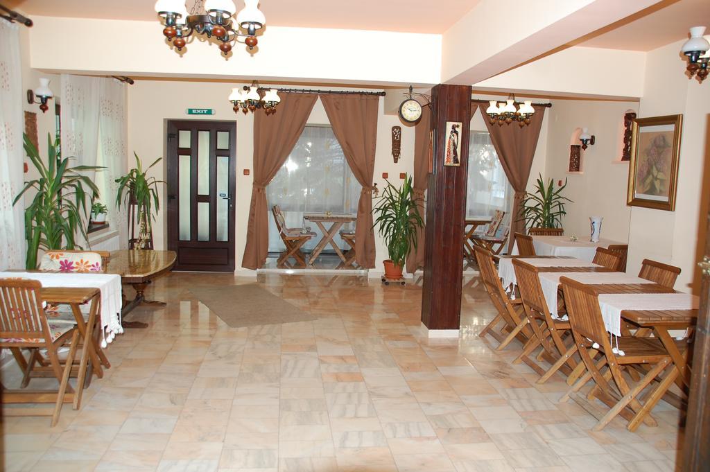 Pension Raluca Sinaia Exteriér fotografie